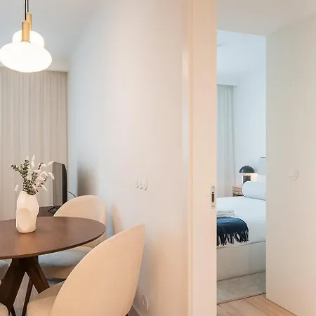 아파트 Guestready - A Peaceful Near Downtown 포르투