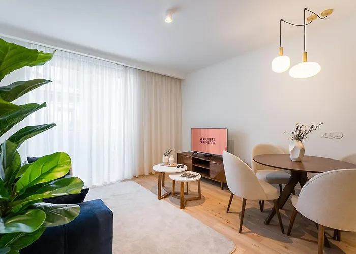 Guestready - A Peaceful Near Downtown * Porto